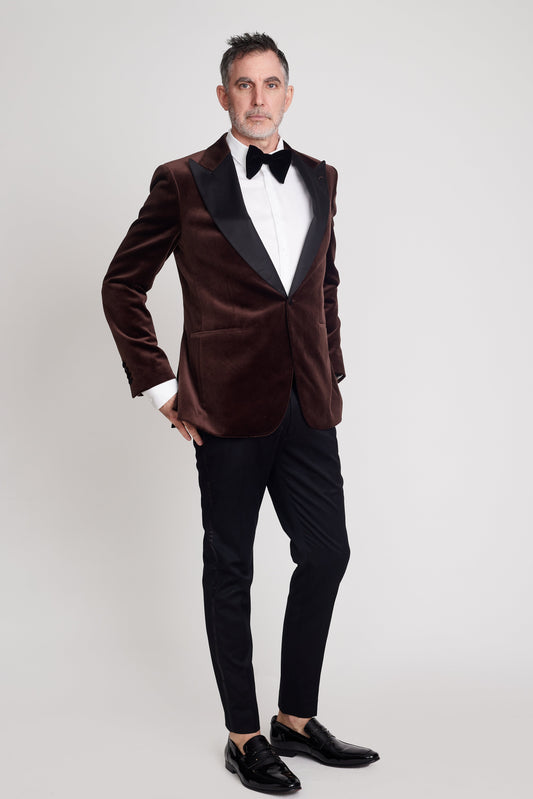 The Craft of Handmade Suits: Why Quality and Fit Matter - MANNZILO
